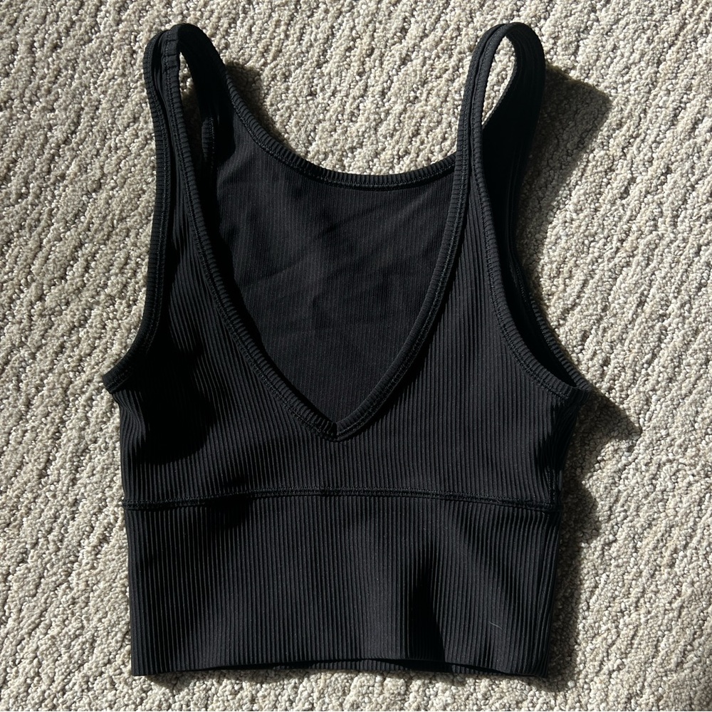 Lululemon Black Ribbed Women's Crop Top - Size 0